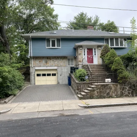 Terrific vacation house only 4.5 miles away from downtown Boston