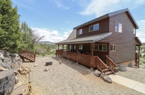 Private Luxury Cabin on 5 Acres, 4Bd 2.5ba Perfect Base Camp to N. Parks! - Alphydda