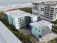 Impressive Oceanfront Townhouse Complex in Cocoa Beach - 4 étoiles