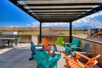 Luxury twin home.  Beautiful views. Private hot tub. Covered outside patio. - プライペートプール