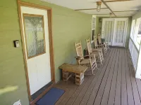 Deep Creek Apt#2, 2Bd/2Ba, A+ location just a mile from Nat Park, Train, Bryson - 4 星級