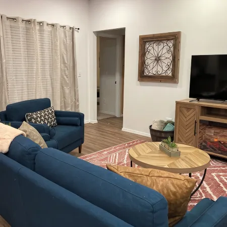 Coco’s Corner - Brand New 3 BD 2 BR Duplex near Palo Duro Canyon State Park