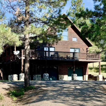 Enjoy Peace & Wildlife- Stunning Log Home w/ Mountain Views! Pagosa Springs, Co