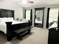 Beechwood Villa - Suburban Modern - Gym