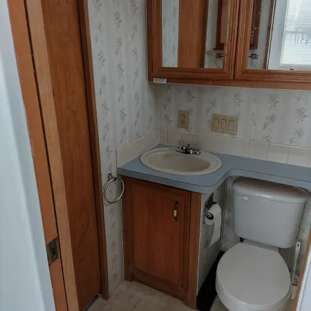 Park unit #4 for rent by Silver Lake NY