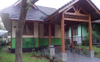 Villa Kota Bunga Widuri - 2 Sao