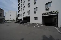 Hotel Cube - Motels