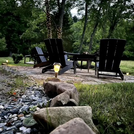 Secluded Creekfront Cabin Mountain Views.• Easy Access for Cars/Cycles•Near TOTD