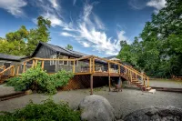 River Front at the River Raven House - 4-Sterne