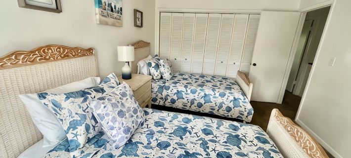 KEY LARGO Lake View Townhome Hotels in Key Largo
