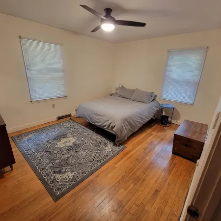 Relaxed, pet-friendly home walkable to Clemson campus, stadiums or downtown.