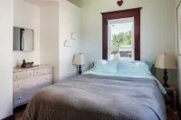 Cozy and charming. Your home away from home in the heart of Viroqua. - Wifi
