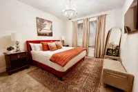 Aubie’s Favorite Place near Campus and Tiger Town ★ 2 King and 2 Queen beds ★ - 4-Star