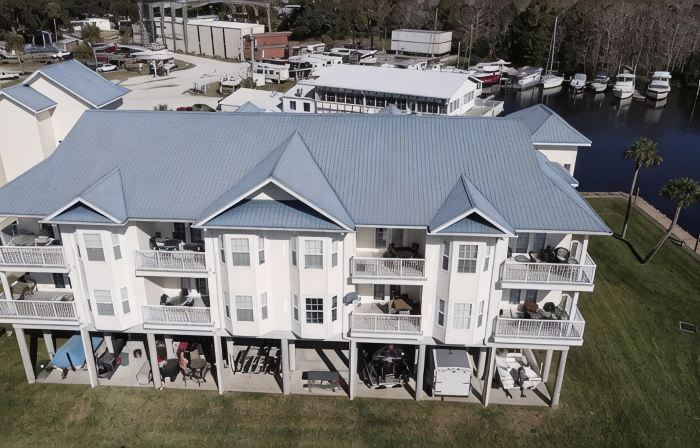 Fisherman’s Dream - condo on canal where the Suwannee meets the Gulf