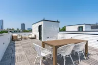 Modern 4-bedroom house Downtown Raleigh Skyline Views - شرفة