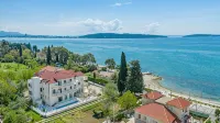 Hotel Riva Kaštela with Swimming Pool - 4-Star