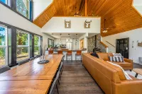 Ridge House. Modern cabin w/ all the amenities! - 샬레 호텔