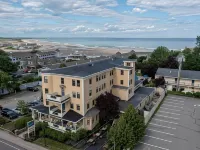 Colonial Inn Hotels near Ogunquit Memorial Library