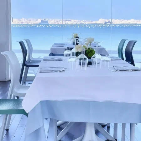Byssus Suites