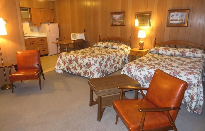 Travelers Inn Motel - Eagle River Downtown