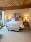Large, Luxurious Riverfront Townhouse - piscine