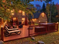 Unique Rustic Ski-Tree House - Game room, Hot tub & Sauna - 3-Star