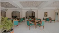 Royal Brongto Hotel - Parkering