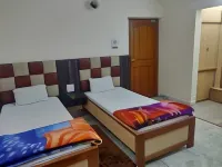 Hotel Gangotri International فنادق في دانباد