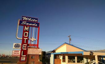 White Sands Motel