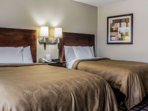 MainStay Suites Coralville - Iowa City