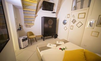 Little Italy Hostel Ex Chiesa S Donato 썸네일