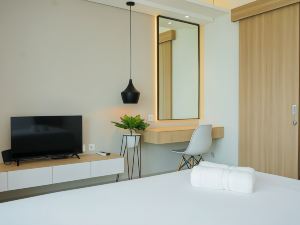 Comfort and Minimalist Studio at Embarcadero Bintaro Apartment
