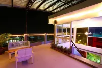 Pak-up Hostel