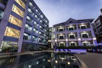 FX Hotel Pattaya - Beach
