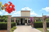 Masseria Tenuta Specolizzi Hotels in Gemini