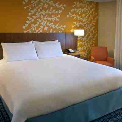 Fairfield Inn & Suites Watertown Thousand Islands Rooms