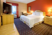 Hampton Inn Fremont Hotels in Fremont