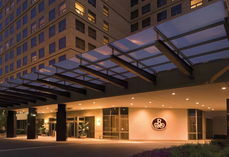 르네상스 시카고 오헤어 스위트 호텔