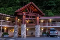 Econo Lodge Cherokee Near River Park Hotels near Oconaluftee Island Park