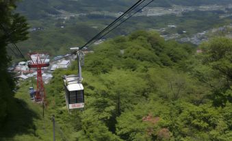 4. Ryokan P..