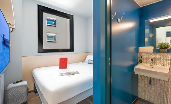 Ibis Budget Valencia Centro Puerto Hoteles cerca de Playa de la Malvarrosa