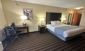 Best Western Plus Bass Hotel  Suites