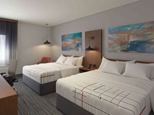 La Quinta Inn & Suites by Wyndham Chattanooga Downtown/South