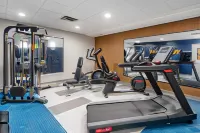 Comfort Inn & Suites Hampton Near Coliseum - Gym