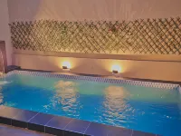 De Rif's Villa Batu Các khách sạn ở Junrejo