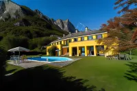 Montebello - Pool