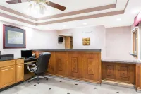Knights Inn Madera فنادق في ماديرا