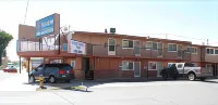 Executive Inn & Suites