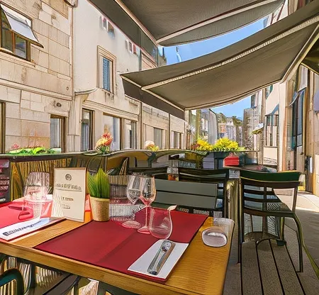 Le Central Boutique Hôtel