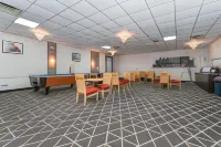 King Hotel - parking